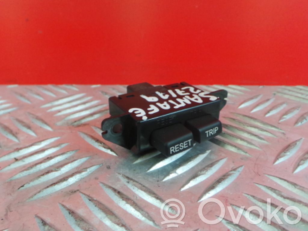 Hyundai Santa Fe Multifunctional control switch/knob 