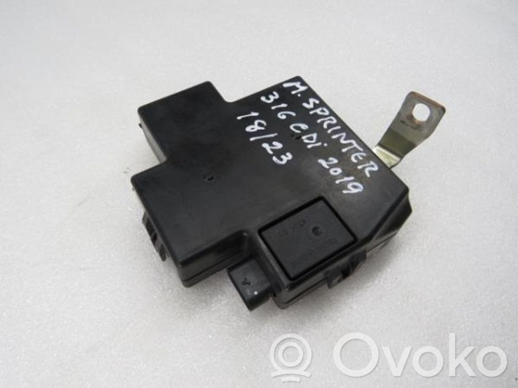 Interruptor de control multifunción   A9075406960,18D242GB0973,754HR1AB010,P00344531AA