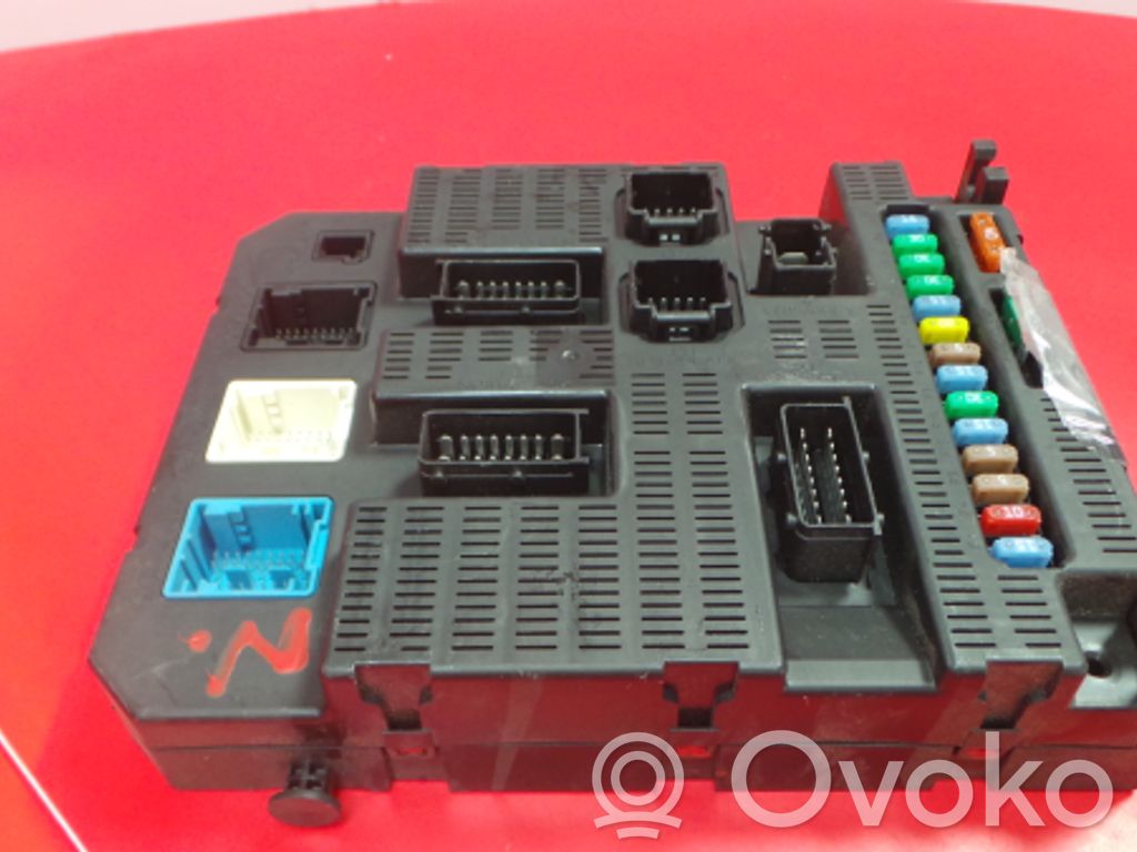 SAM vadības bloks   592,855