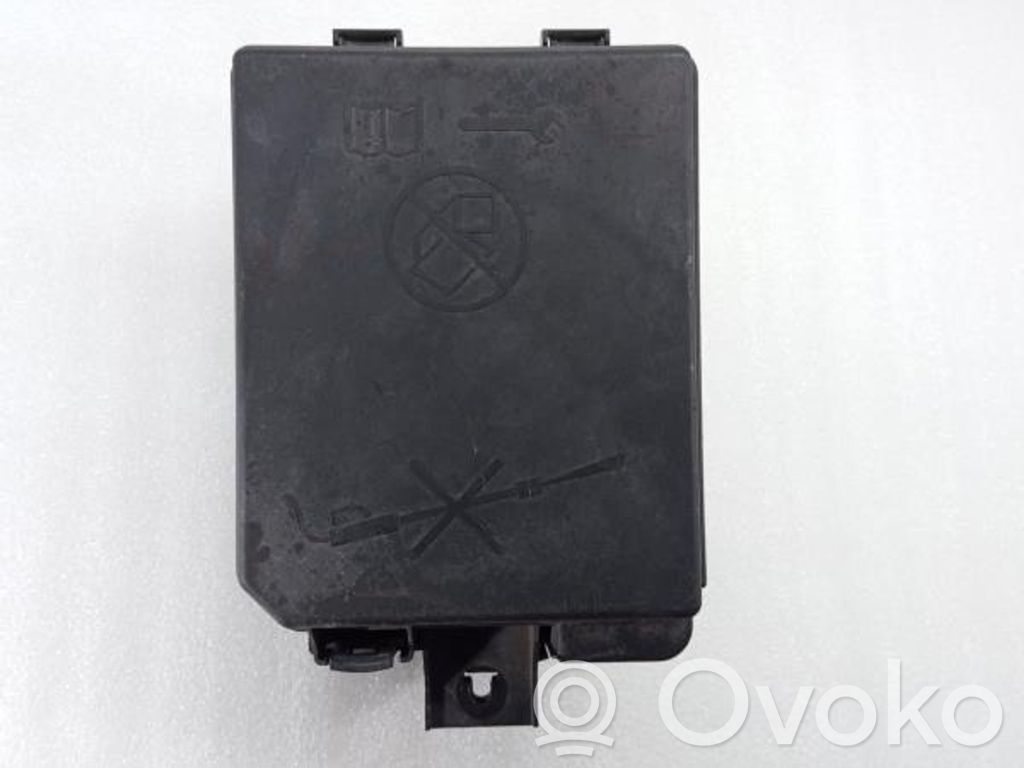 Opel Corsa E SAM control unit 