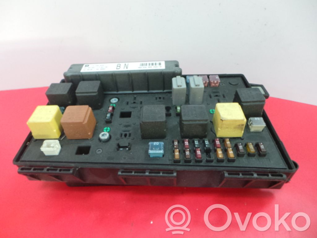 Opel Astra H SAM control unit 