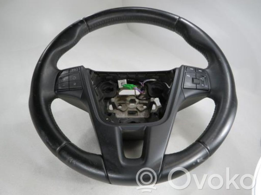 Volvo V40 Ohjauspyörä 