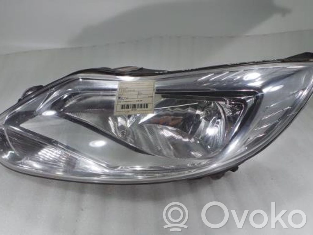 Ford Focus Phare frontale 