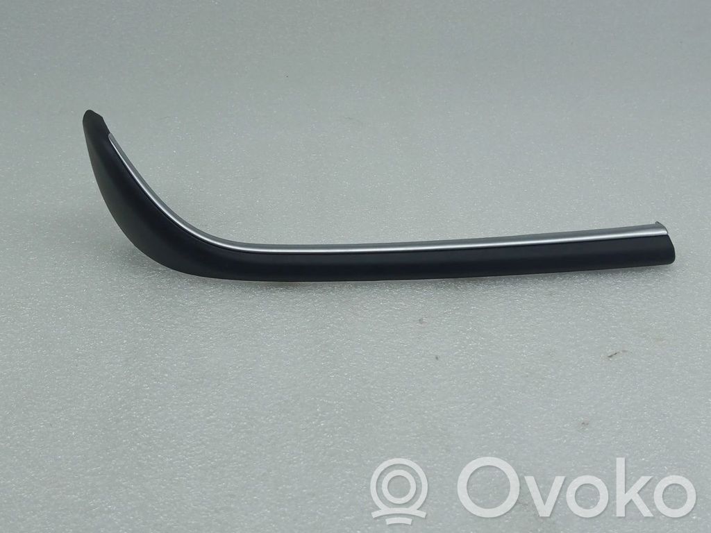 Fiat Tipo Moldura de la unidad delantera de radio/GPS 