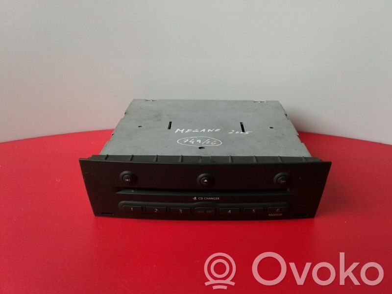 Renault Megane II CD/DVD changer 