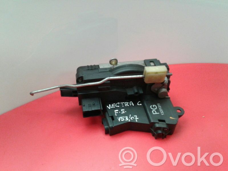 Front door lock   13201311,07,753