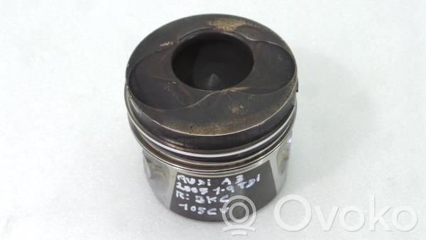 Audi A3 S3 8P Piston 