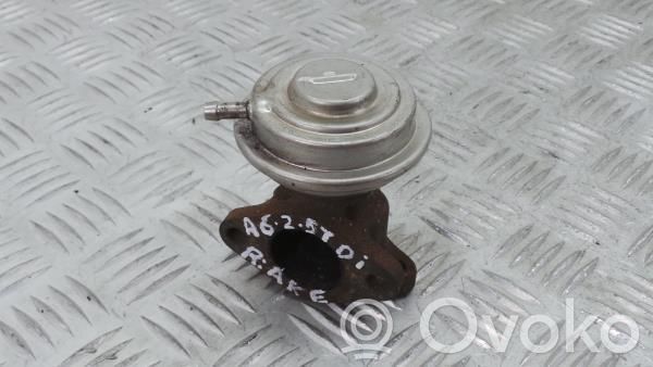 Válvula EGR   059131503,01T018