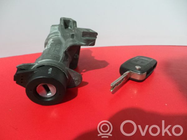 Volkswagen Golf IV Užvedimo spynelė 