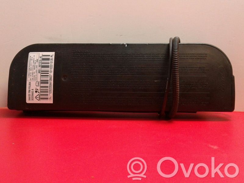 Istuimen turvatyyny   4M51,A611D10