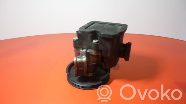 Mercedes-Benz E W211 Power steering pump 