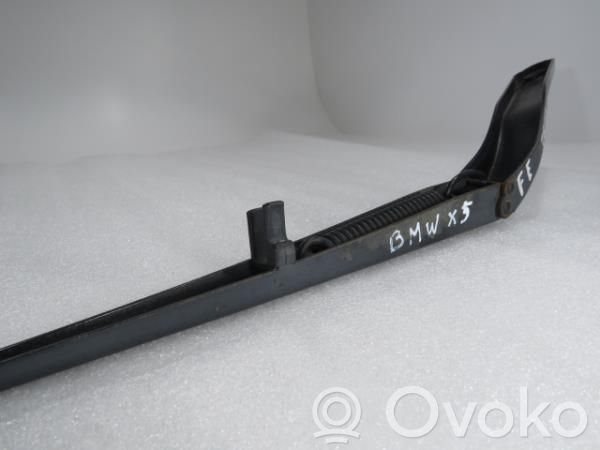BMW X5 E53 Etupyyhkimen sulan varsi 