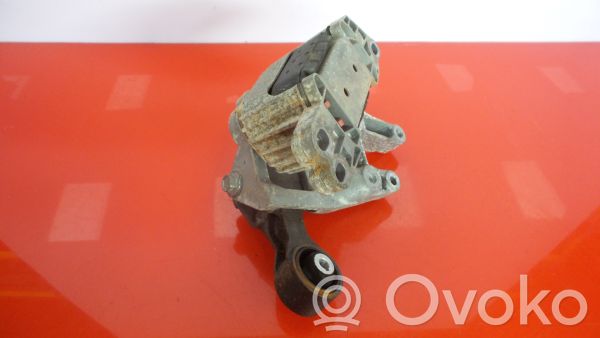 Engine mount bracket   9670282280,86945E01
