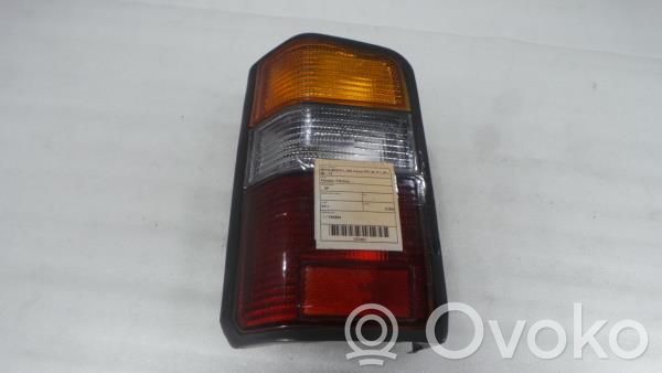 Lampy tylnej klapy bagażnika   082141921L,146504