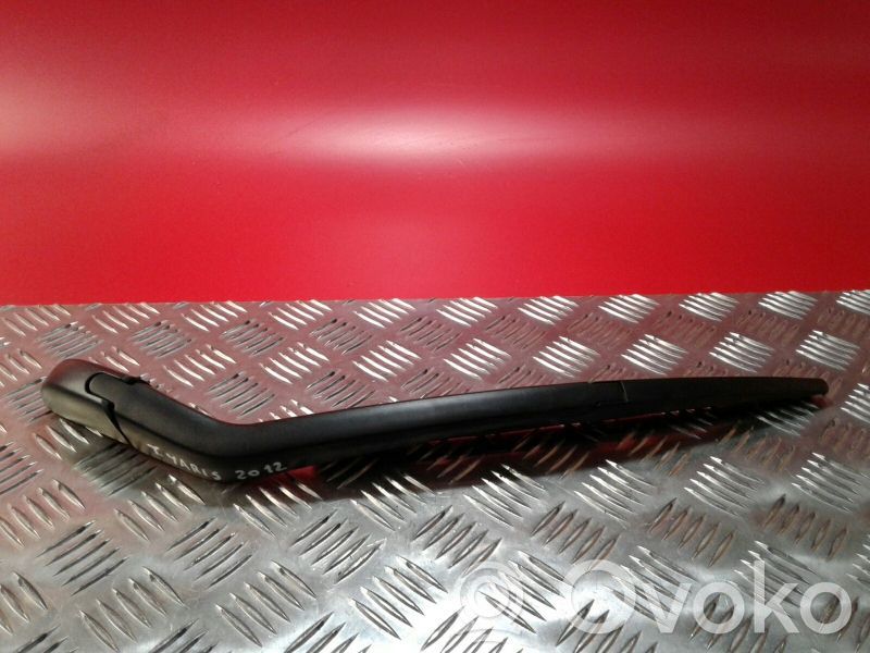 Toyota Yaris Ramię wycieraczki szyby przedniej / czołowej 