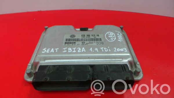 Seat Ibiza III (6L) Dzinēja vadības bloks 