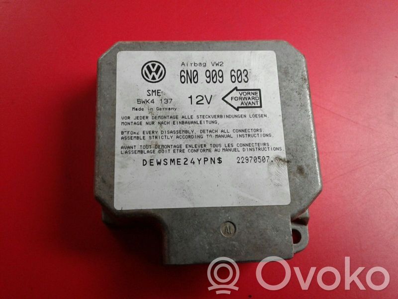 Module de contrôle airbag   6N0,603,909