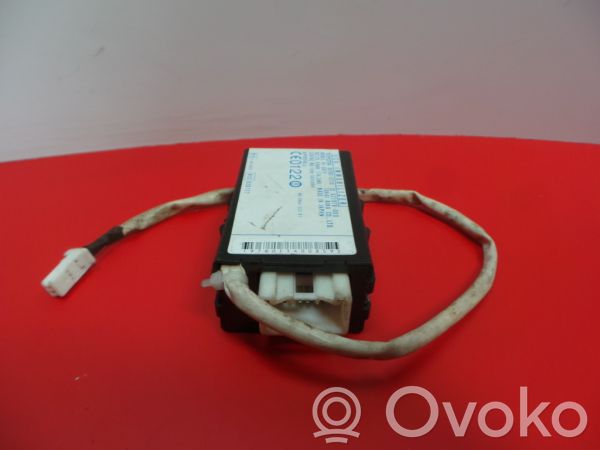 Toyota Corolla E110 Ignition-blocking relay 