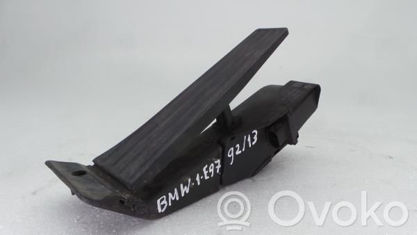 Accelerator throttle pedal   3542,12037310,3542678658901,678658901,6PV00937920,74766500,II200508