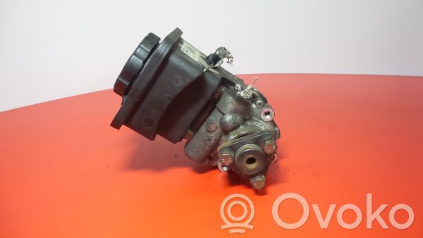 BMW 3 E46 Stūres pastiprinātāja sūknis 