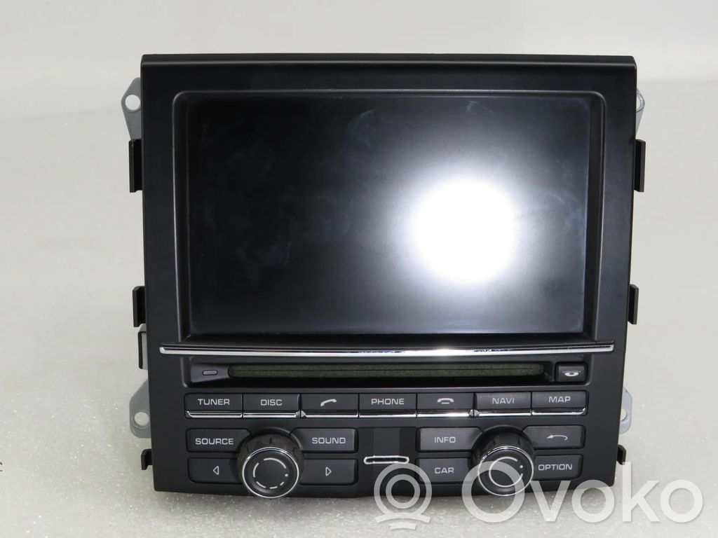 Porsche Cayenne (92A) Panel / Radioodtwarzacz CD/DVD/GPS 