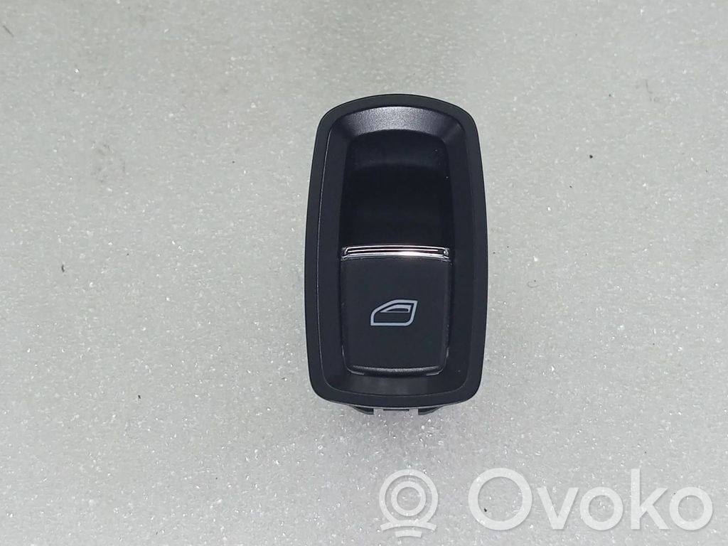 Porsche Cayenne (92A) Electric window control switch 