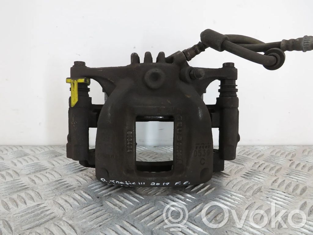 Renault Trafic III (X82) Front brake caliper 