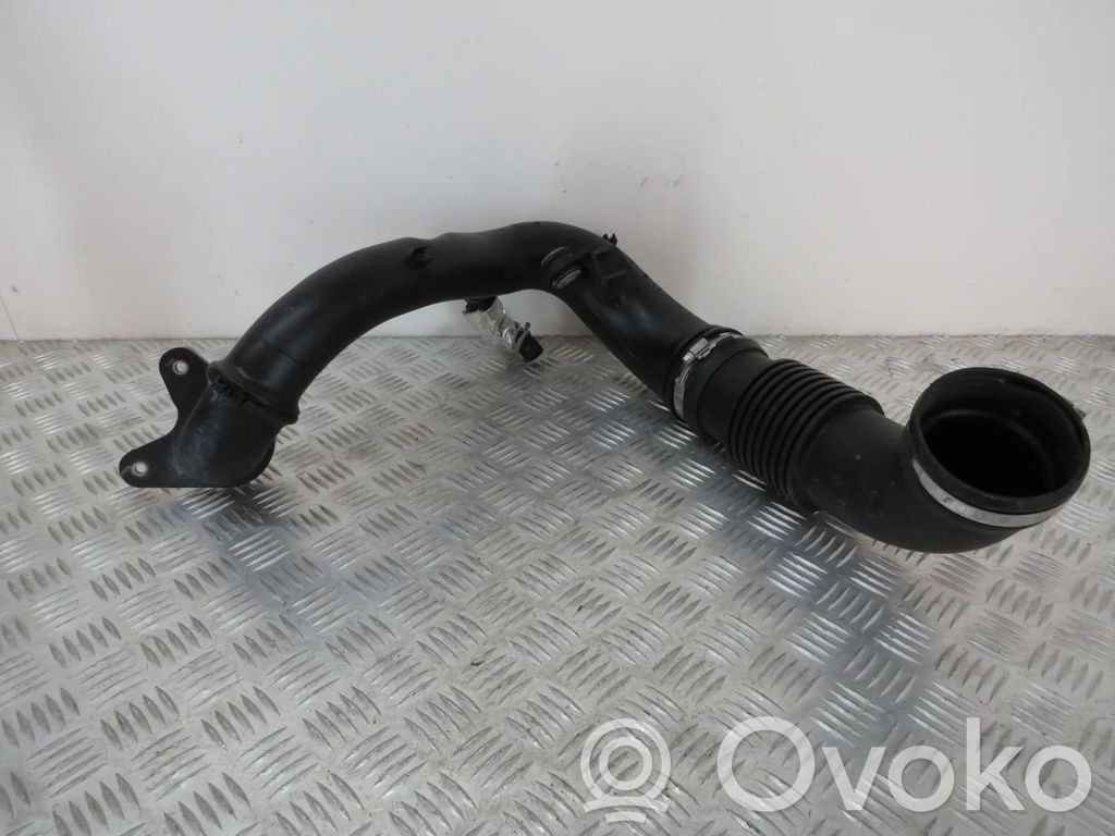 Renault Master III Furtun/conductă intercooler 