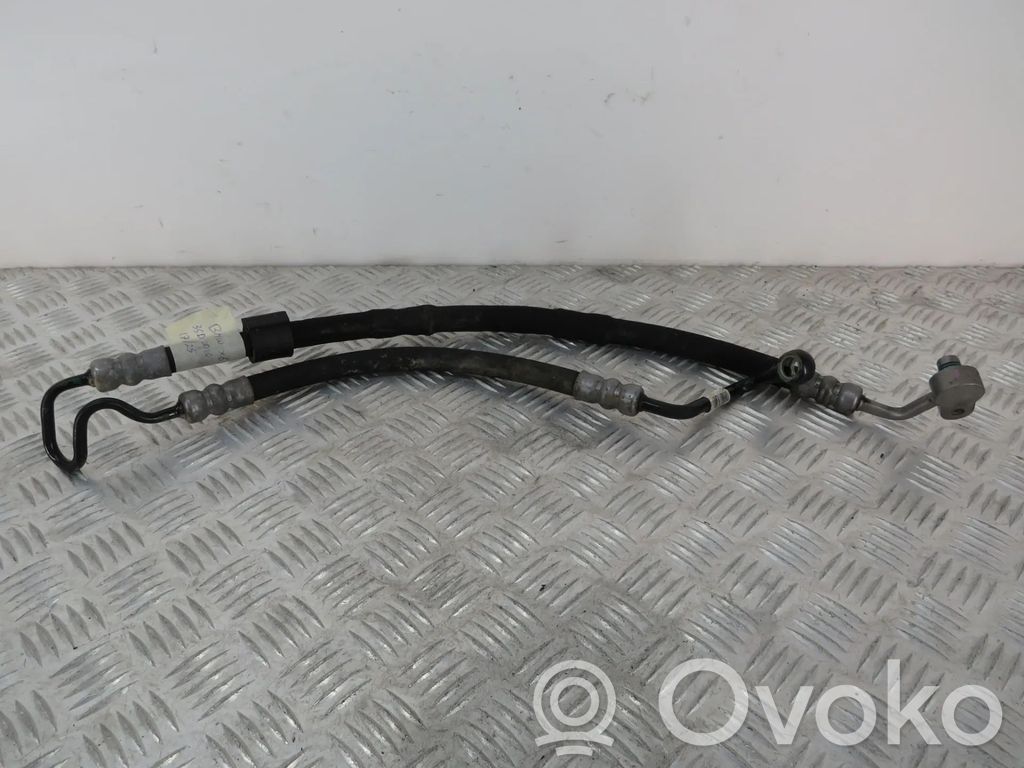 Power steering hose/pipe/line   P678703601
