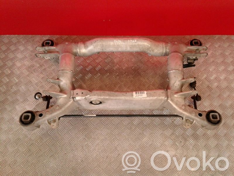 BMW 6 E63 E64 Galinis traversas 