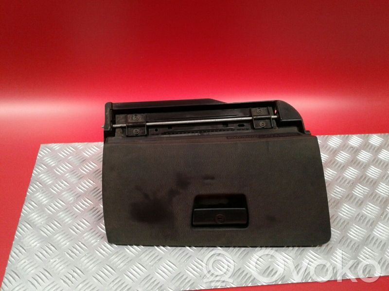 BMW 3 E90 E91 Glove box 