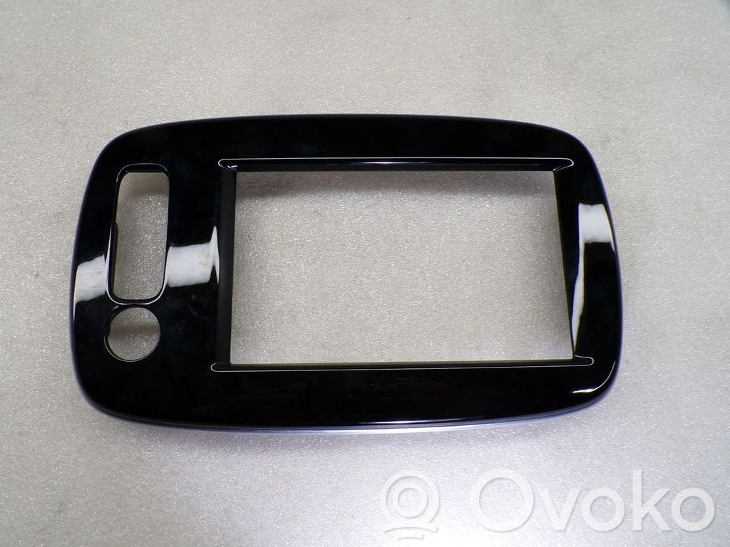 Smart ForFour II W453 Konsola środkowa / Radio / GPS 