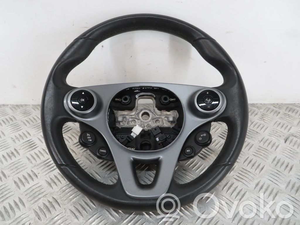 Smart ForFour II W453 Руль