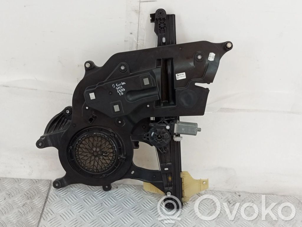 Opel Combo E Front window lifting mechanism without motor 