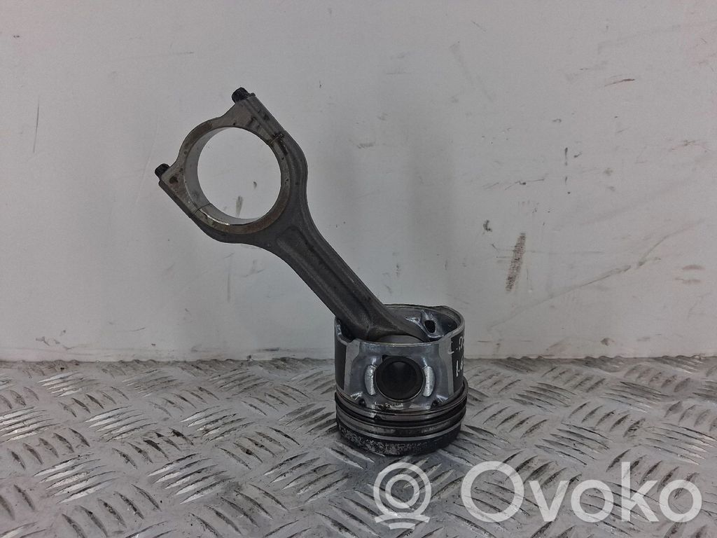 Piston