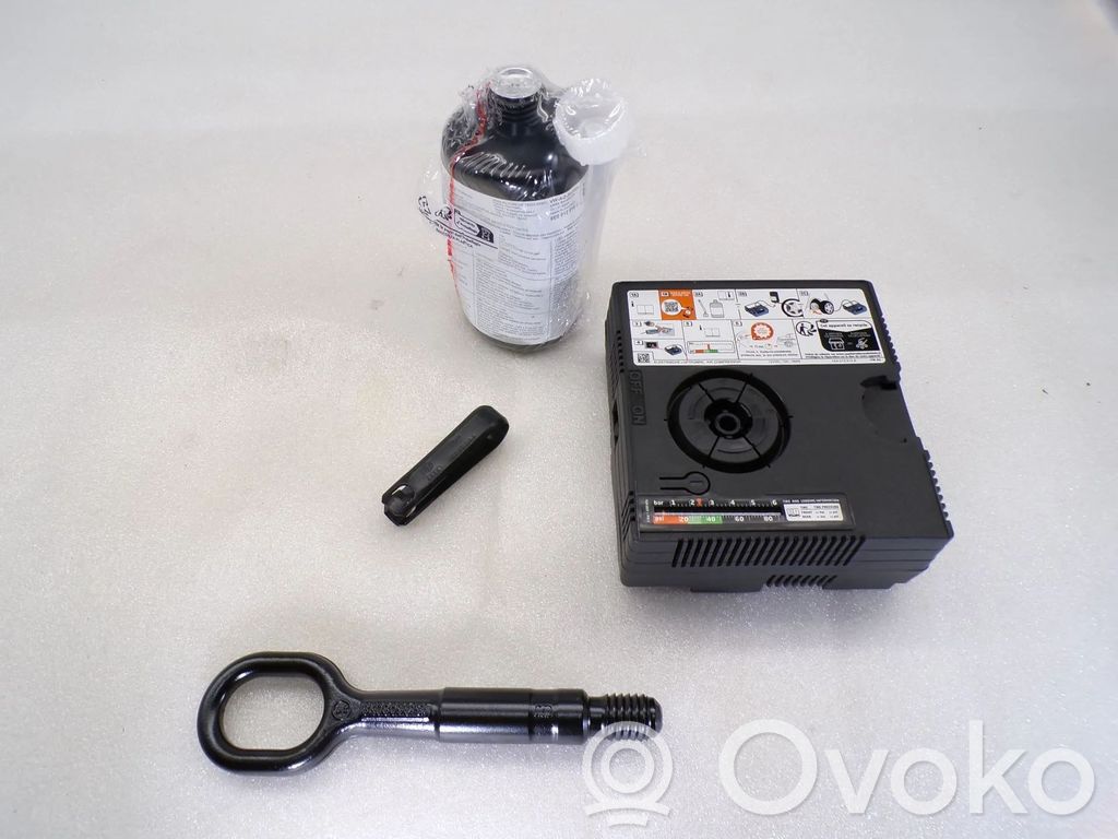 Skoda Octavia Mk4 Set di attrezzi 