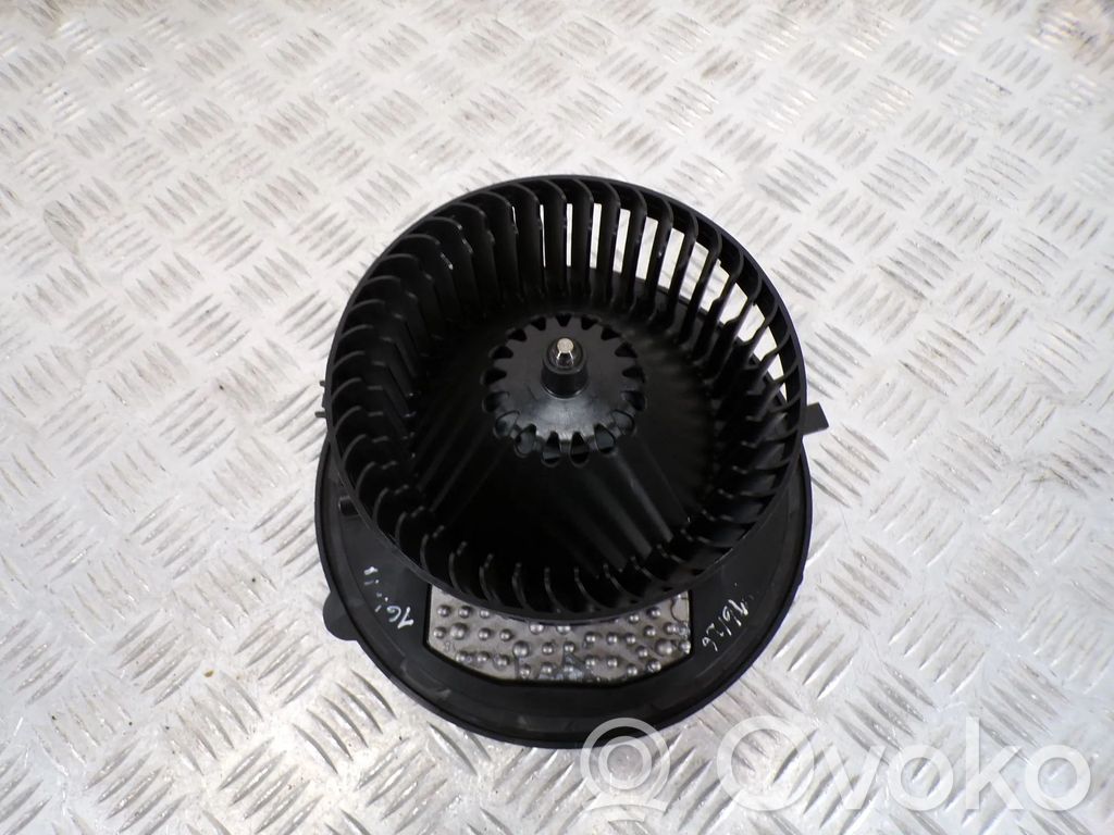 Skoda Octavia Mk4 Ventola riscaldamento/ventilatore abitacolo