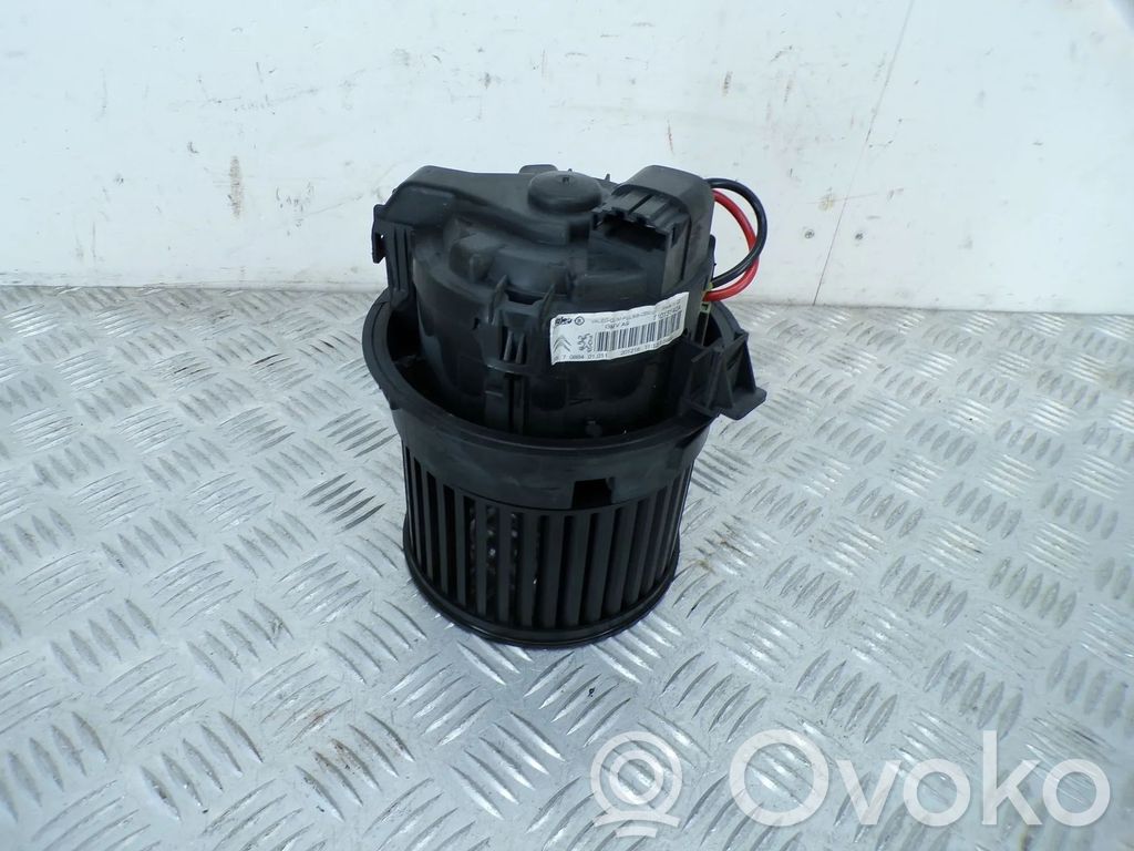 Ventilator aerotermă   T1013140A