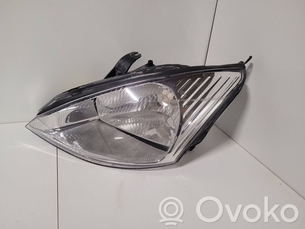 Ford Focus Priekšējais lukturis 