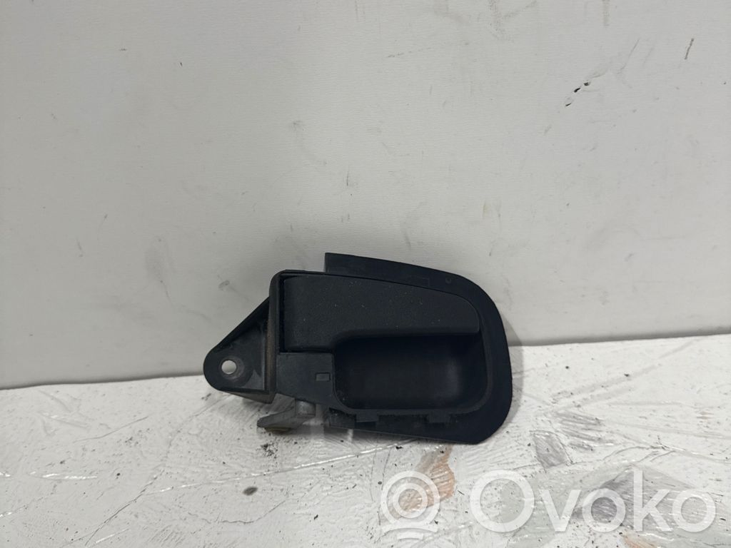 Manecilla interna puerta delantera   51211977540