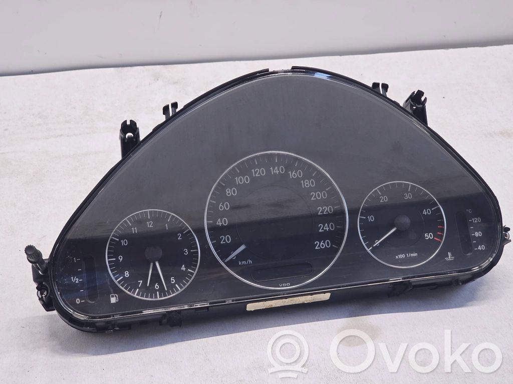 Mercedes-Benz E W211 Speedometer (instrument cluster) 