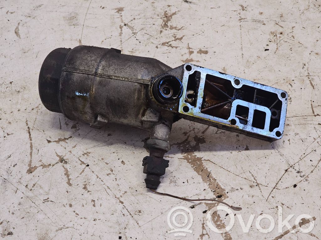 BMW 3 E46 Oil filter mounting bracket 