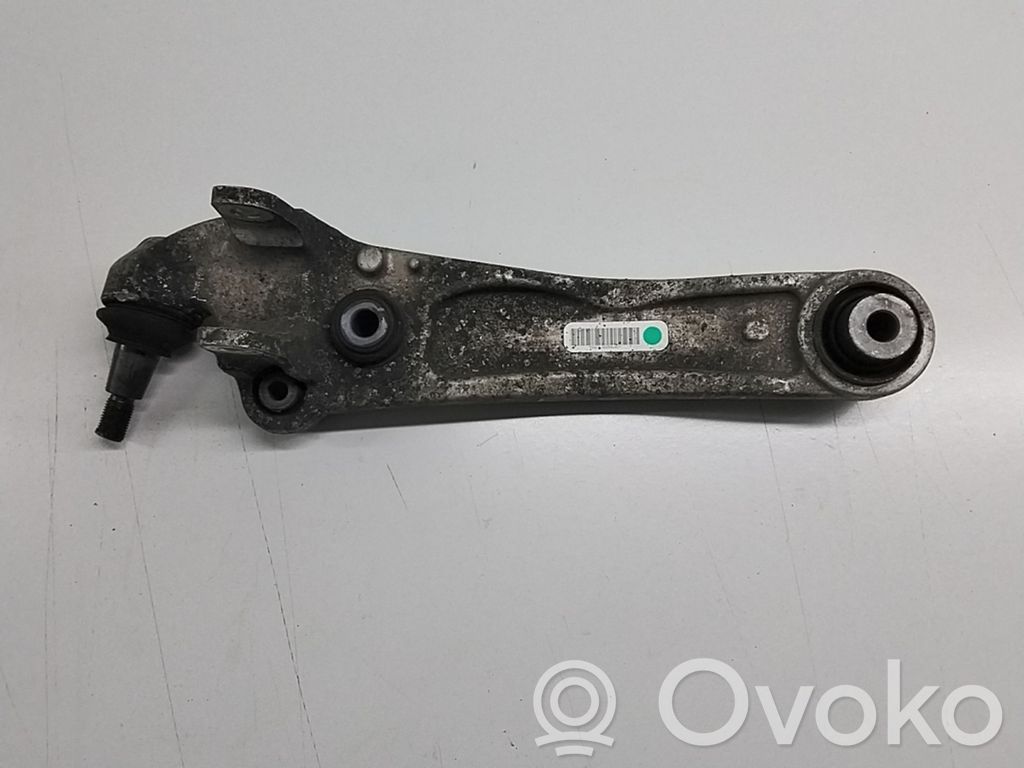 Jaguar XE Dolny wahacz przedni 