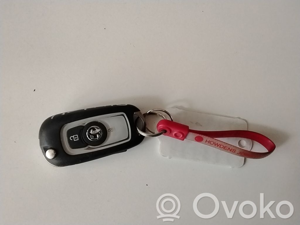 Opel Astra K Aizdedzes atslēga / karte 