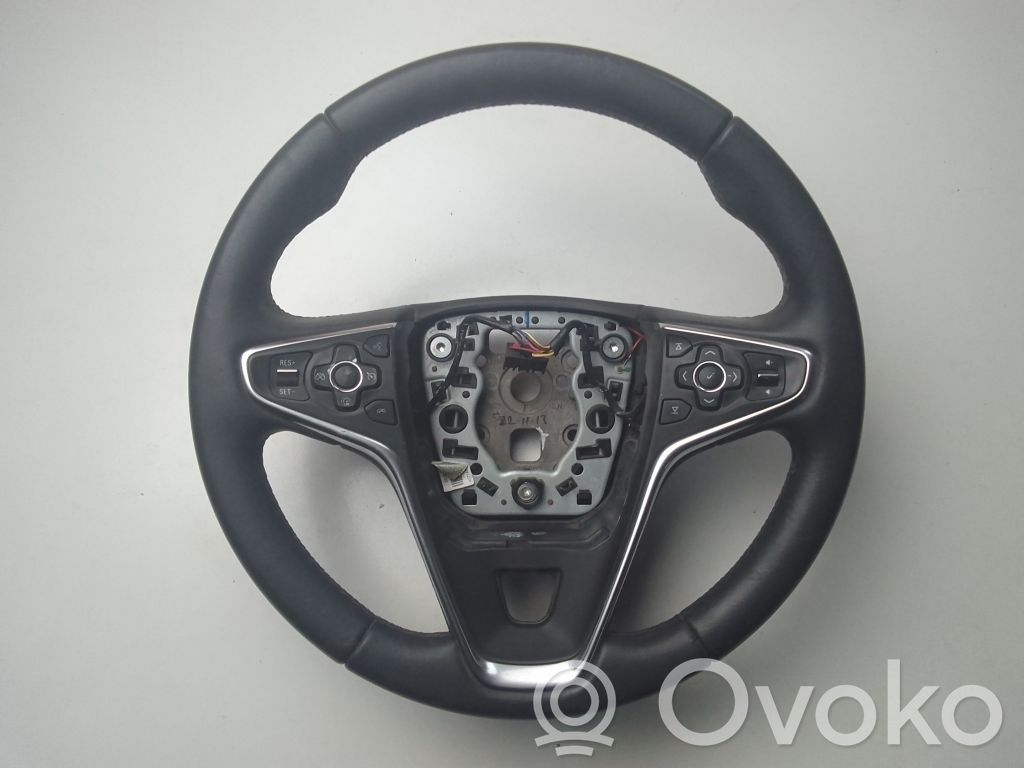 Opel Insignia A Ohjauspyörä 