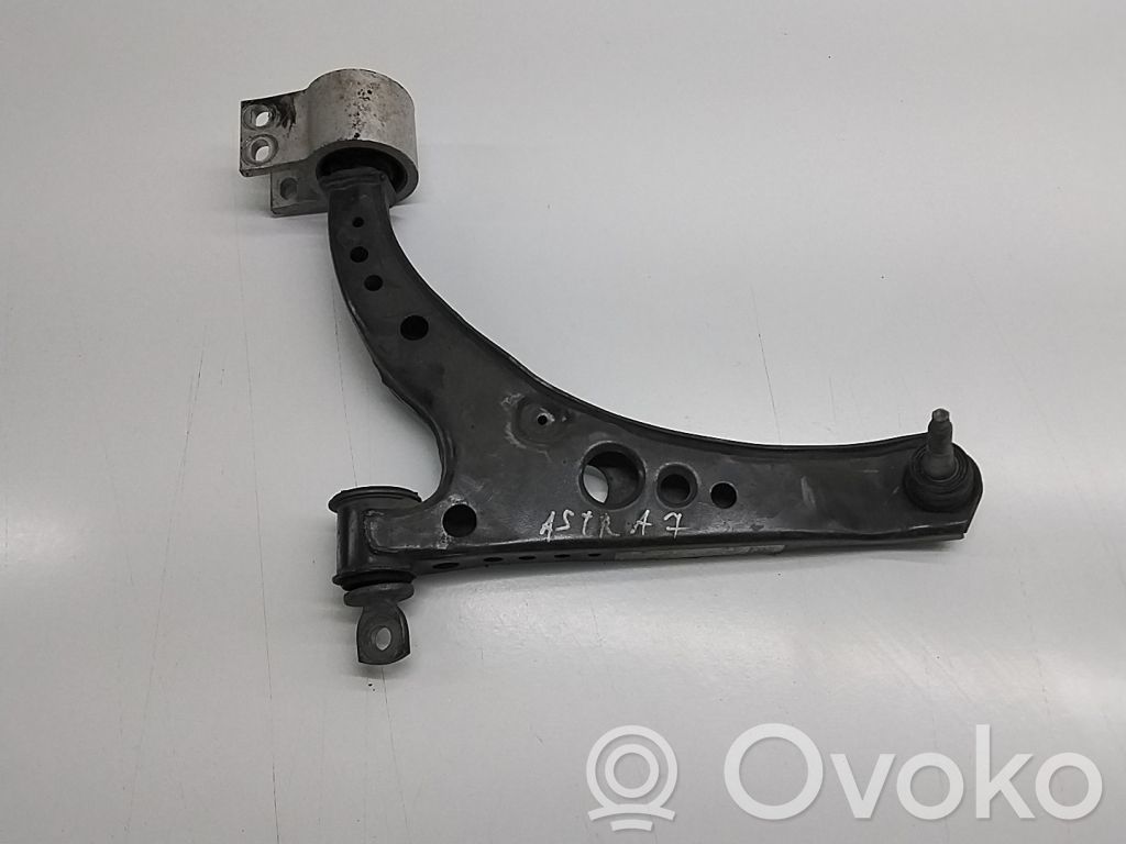Opel Astra K Front lower control arm/wishbone 