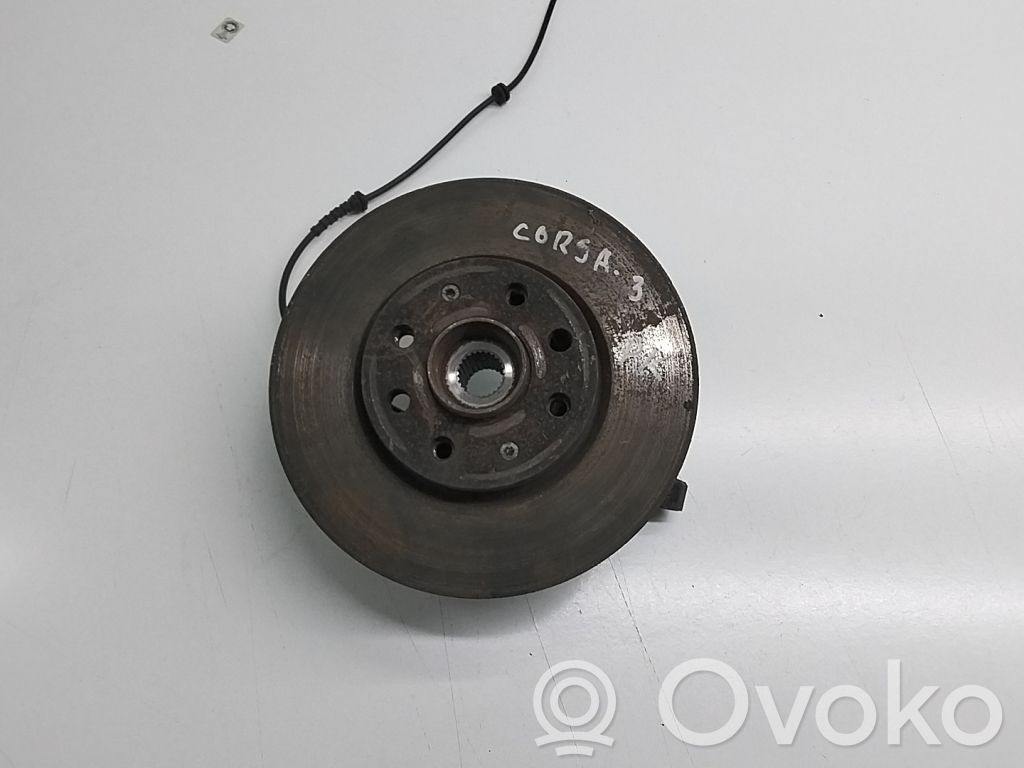 Opel Corsa D Piasta koła przedniego 