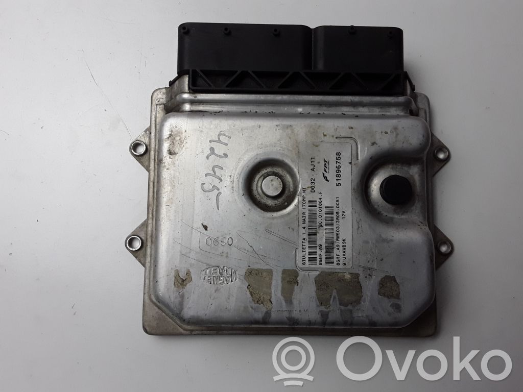 Alfa Romeo Giulietta Dzinēja vadības bloks 