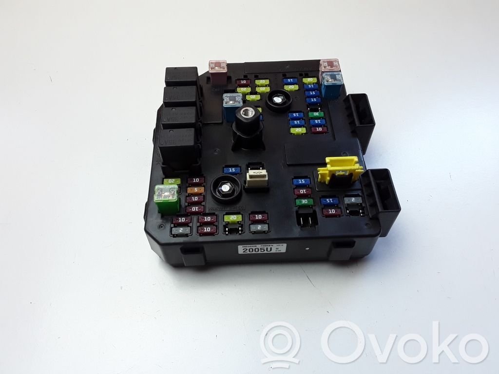 Opel Antara Fuse module 