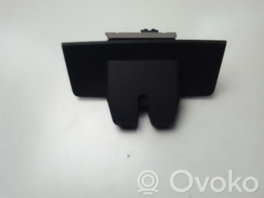 Loading door lock   31276723